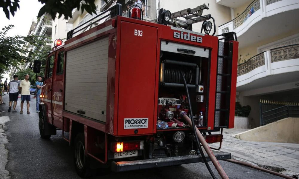 Πυρκαγιά σε εξέλιξη σε διαμέρισμα στο Μοσχάτο